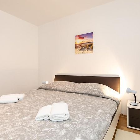 Justic Apartamento Krk Town Exterior foto