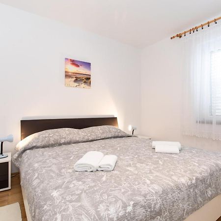 Justic Apartamento Krk Town Exterior foto