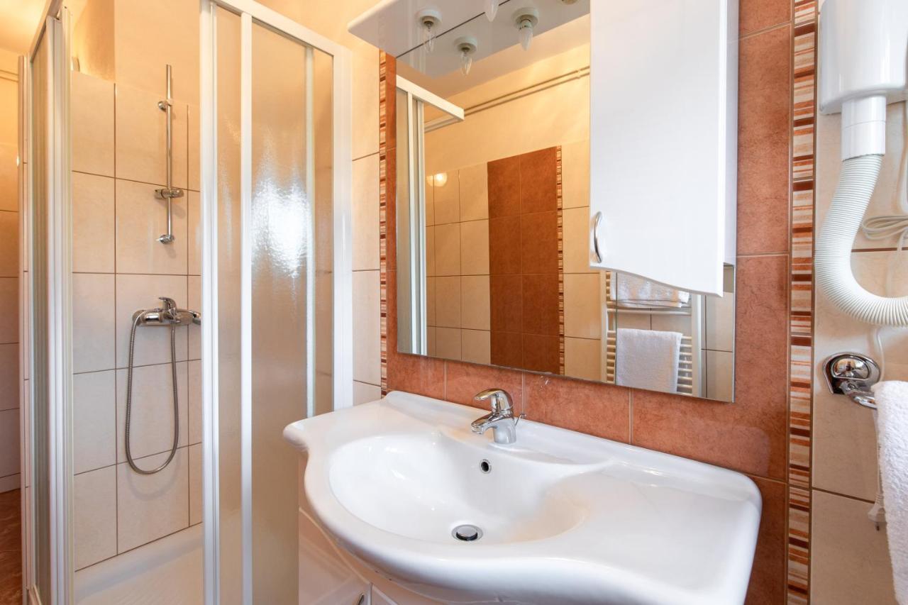 Justic Apartamento Krk Town Exterior foto