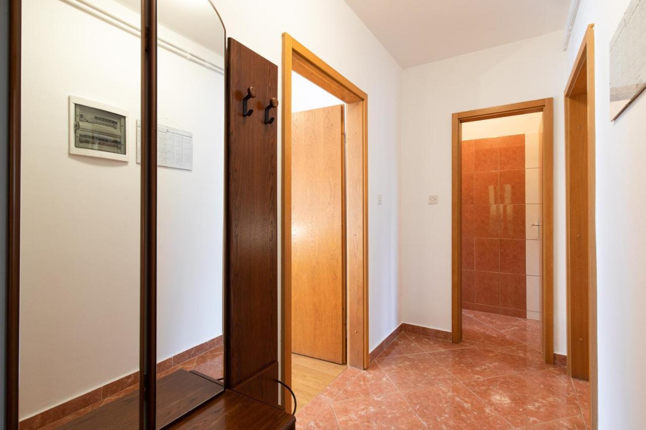 Justic Apartamento Krk Town Exterior foto