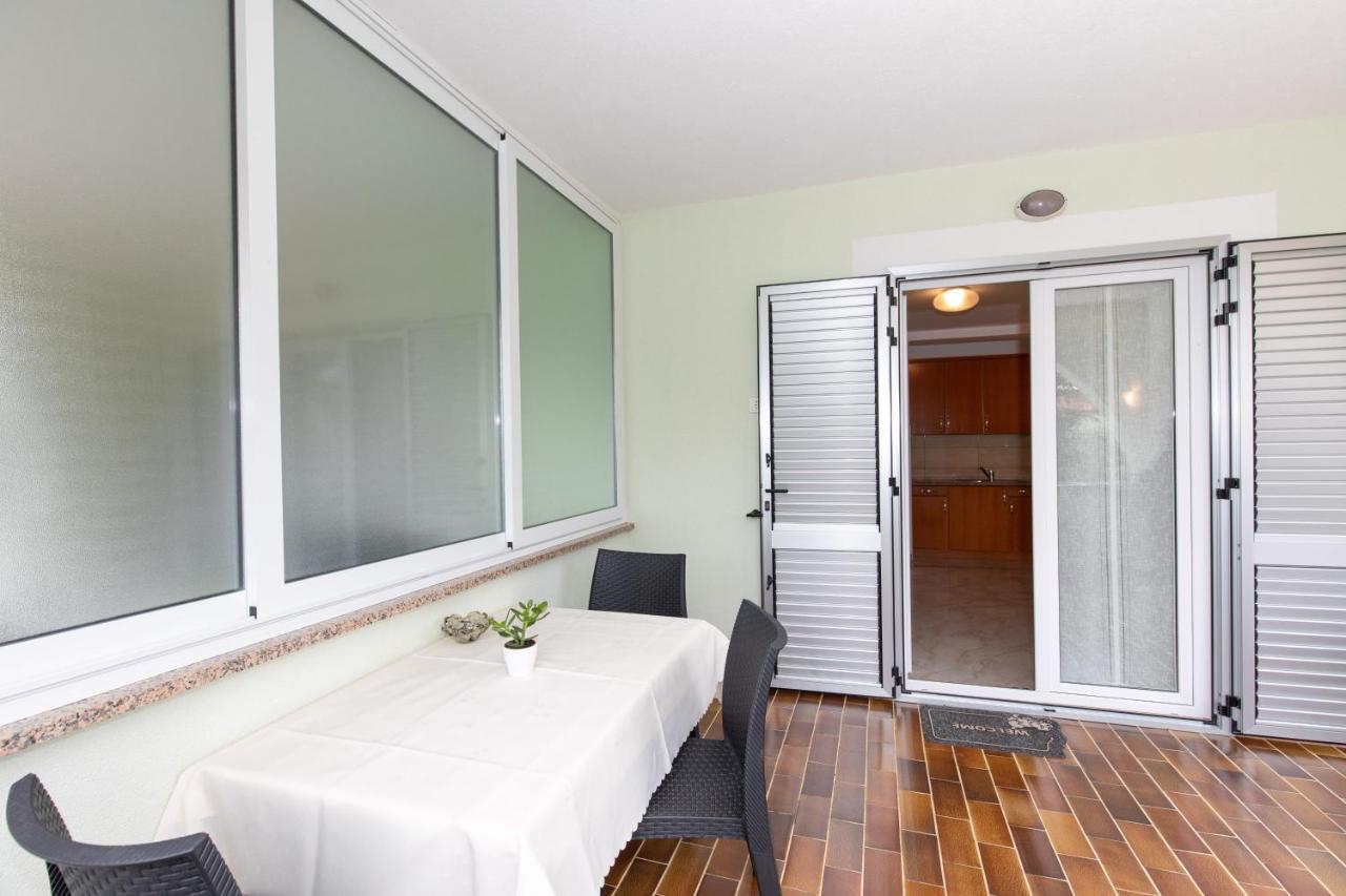Justic Apartamento Krk Town Exterior foto