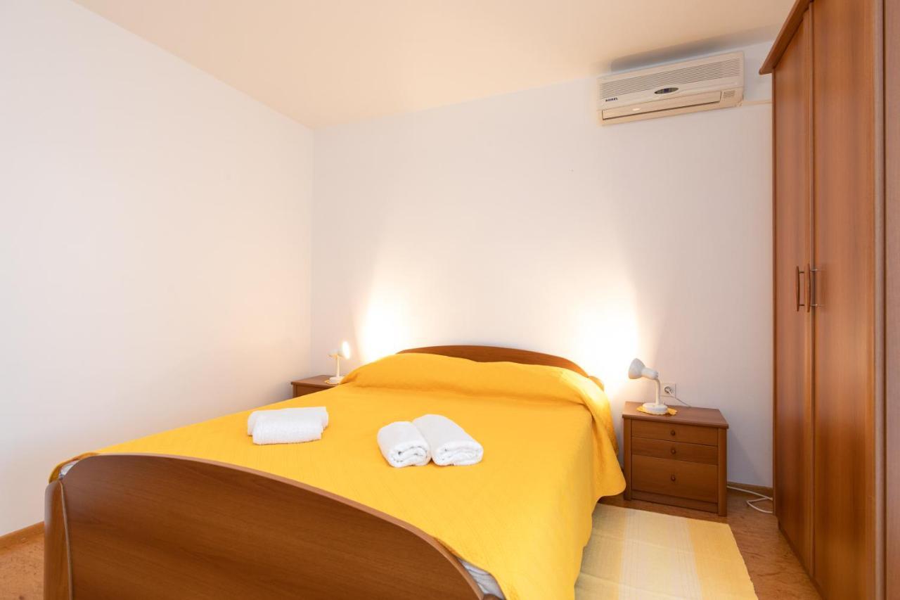 Justic Apartamento Krk Town Exterior foto